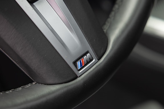 BMW 750i 26 of 30