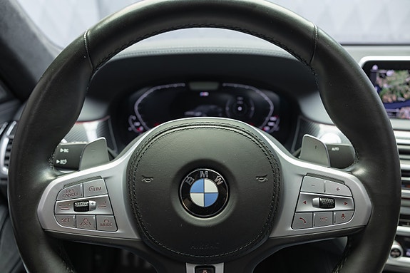 BMW 750i 22 of 30