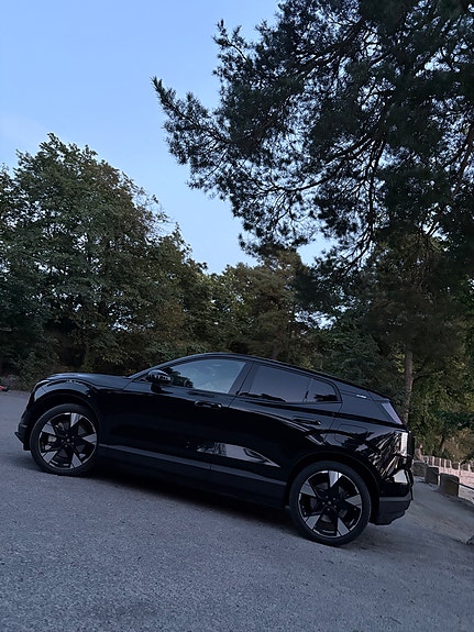 Volvo EX30 3 of 30