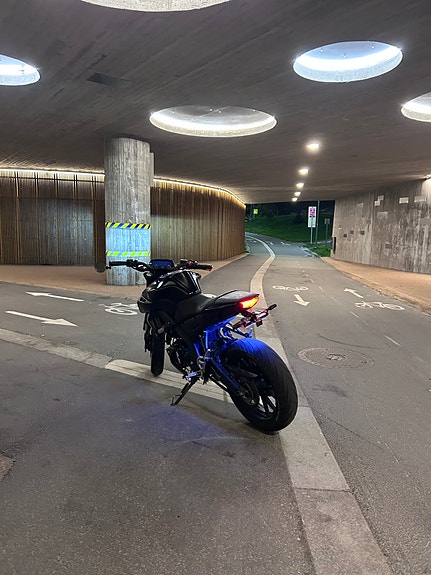 Yamaha MT-125 4 of 8