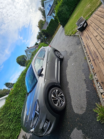 Hyundai Tucson 2 of 14