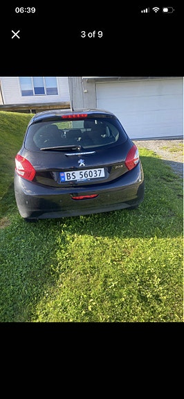 Peugeot 208 3 of 9