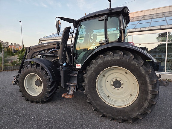Valtra N174D 5 of 28