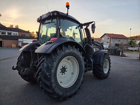 Valtra N174D 3 of 28