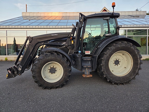 Valtra N174D 6 of 28