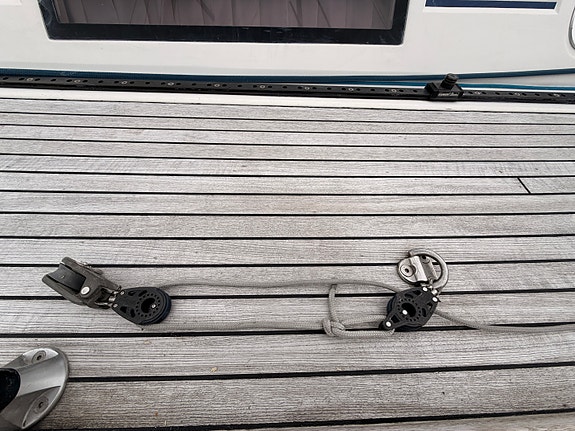 Dufour 44 Performance – høy rigg – dyp blykjøl – 400Ah lithium – gode  seil 15 of 30