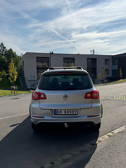 Volkswagen Tiguan 9 of 30
