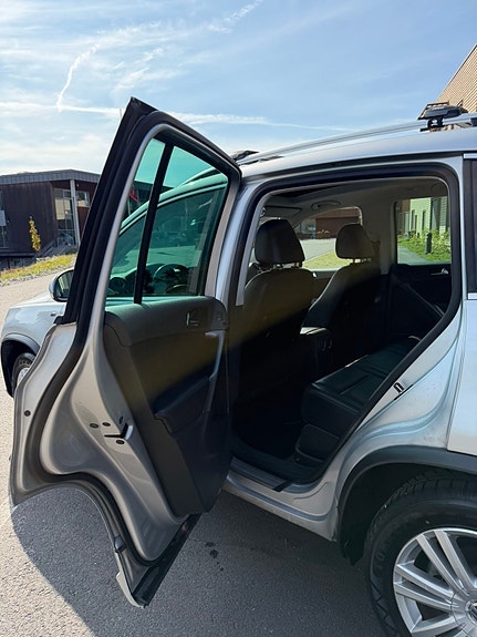 Volkswagen Tiguan 25 of 30