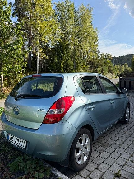 Hyundai i20 5 of 15