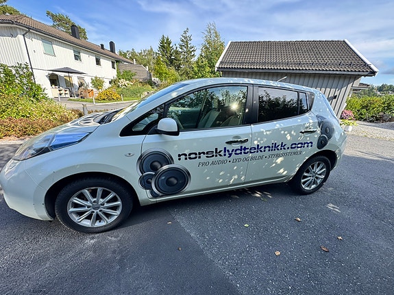 Nissan Leaf 22 of 23