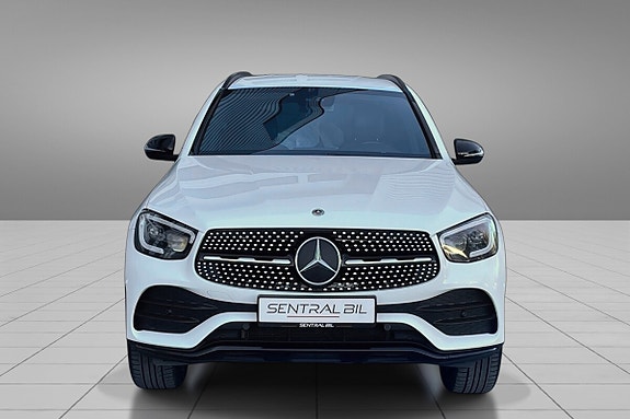 Mercedes-Benz GLC220 d 4 of 30