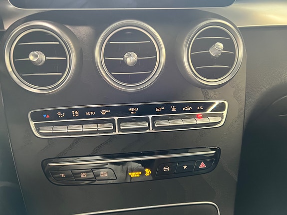Mercedes-Benz GLC220 d 25 of 30