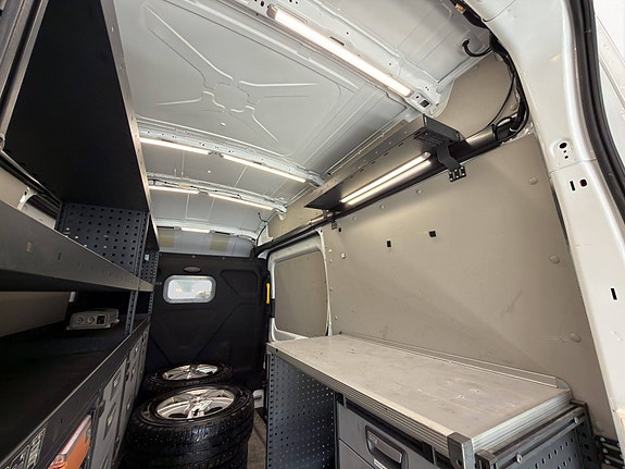 Ford Transit 15 of 30