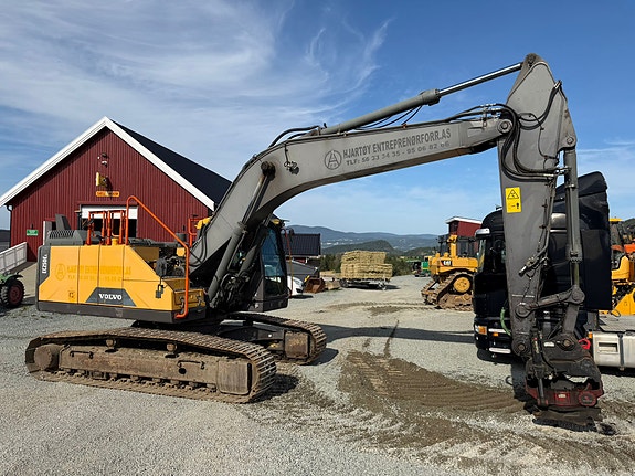 Volvo EC250 EL 8 of 27