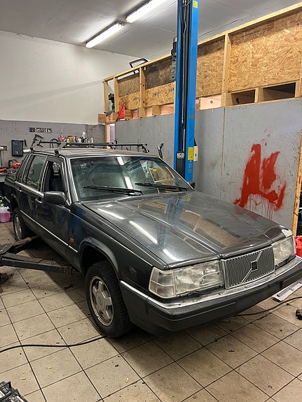 Volvo 760 3 of 11
