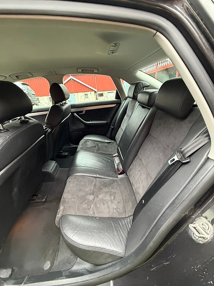 Audi A4 9 of 14