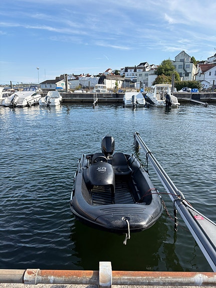 River 350 XR med Respo båthenger 2 of 8