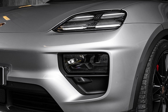 Porsche Macan 11 of 30
