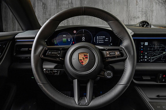 Porsche Macan 21 of 30