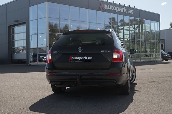 Skoda Octavia 6 of 27
