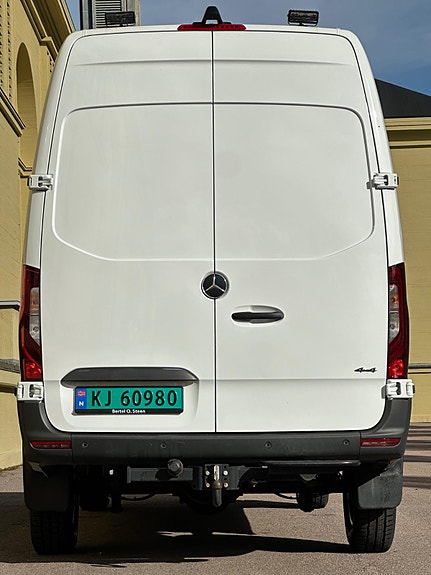 Mercedes-Benz Sprinter 319 12 of 30