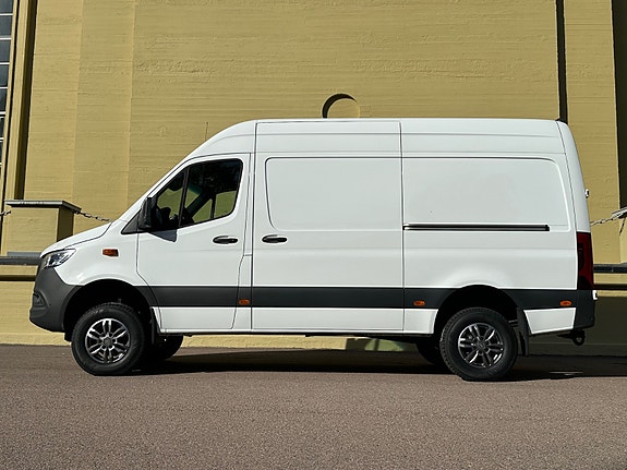 Mercedes-Benz Sprinter 319 10 of 30