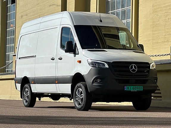 Mercedes-Benz Sprinter 319 3 of 30