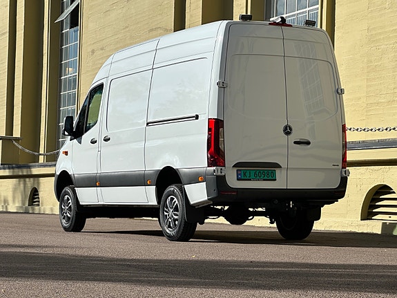 Mercedes-Benz Sprinter 319 5 of 30