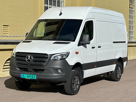 Mercedes-Benz Sprinter 319 2 of 30