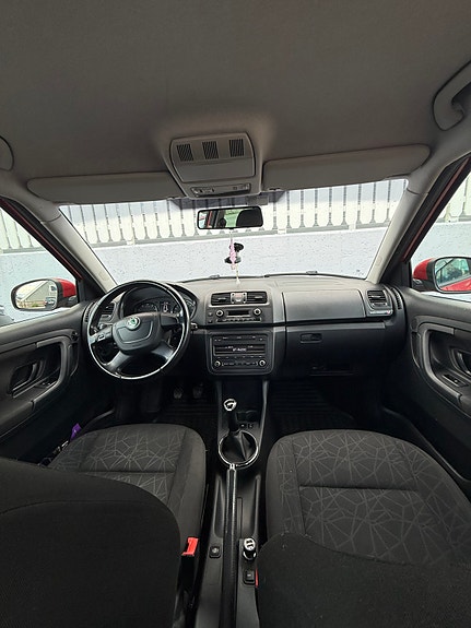 Skoda Fabia 14 of 30