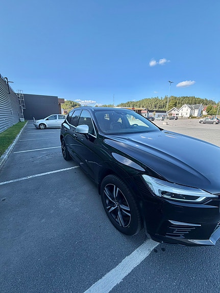 Volvo XC60 11 of 30