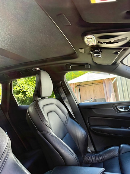 Volvo XC60 23 of 30