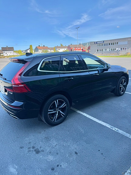 Volvo XC60 7 of 30