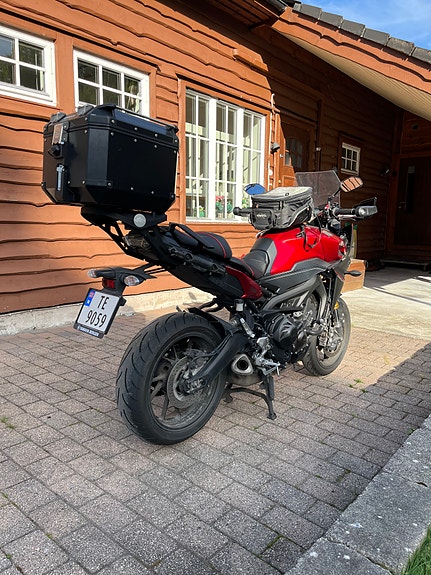 Yamaha MT-09 Tracer 6 of 10