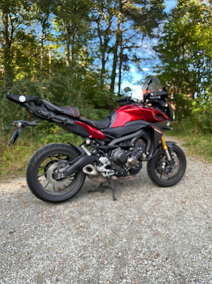 Yamaha MT-09 Tracer 2 of 10