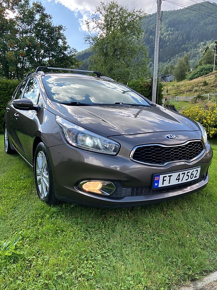 Kia Ceed 3 of 27