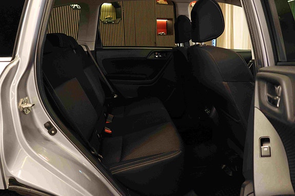 Subaru Forester 12 of 30