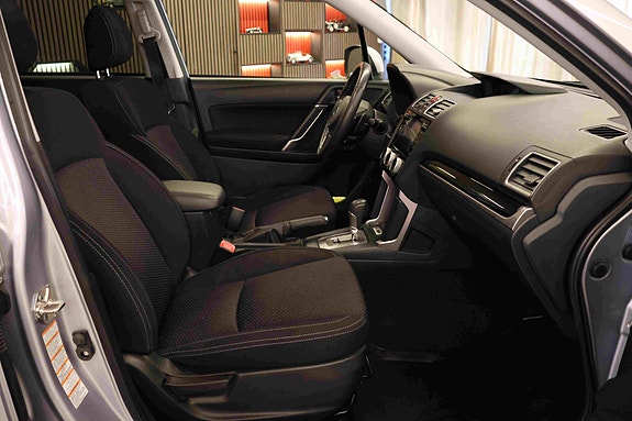 Subaru Forester 10 of 30