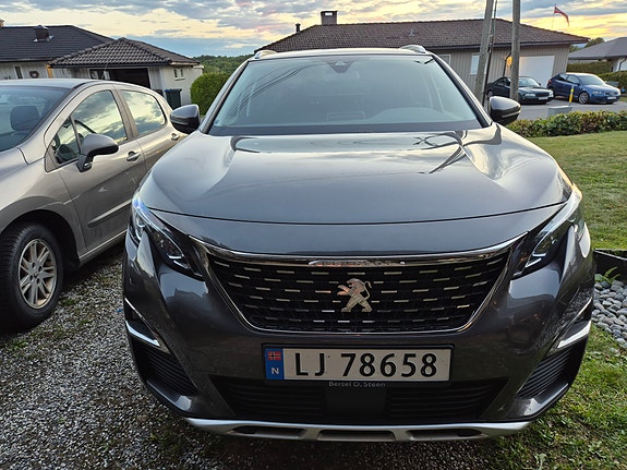 Peugeot 5008 3 of 26