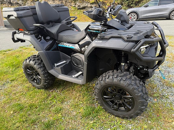 CFMOTO 850 Black Edition 12 of 15