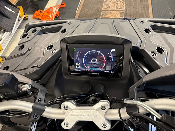CFMOTO 850 Black Edition 5 of 15