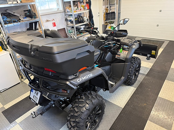 CFMOTO 850 Black Edition 7 of 15