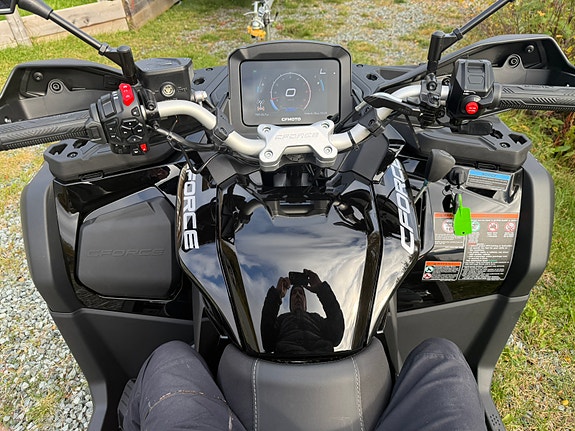 CFMOTO 850 Black Edition 2 of 15