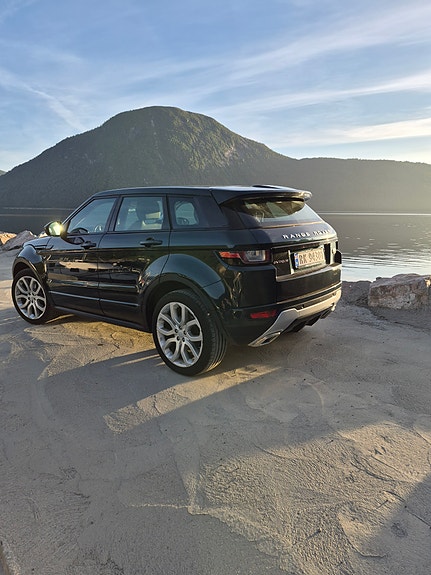 Land Rover Range Rover 8 of 27