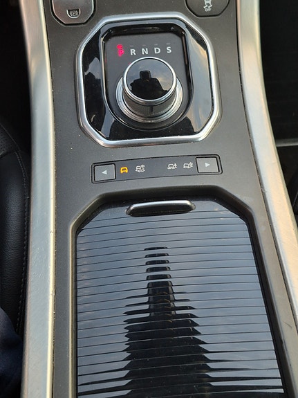Land Rover Range Rover 14 of 27