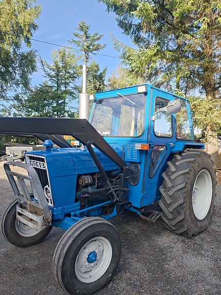 Ford 4600 3 of 16
