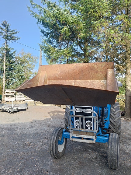 Ford 4600 7 of 16