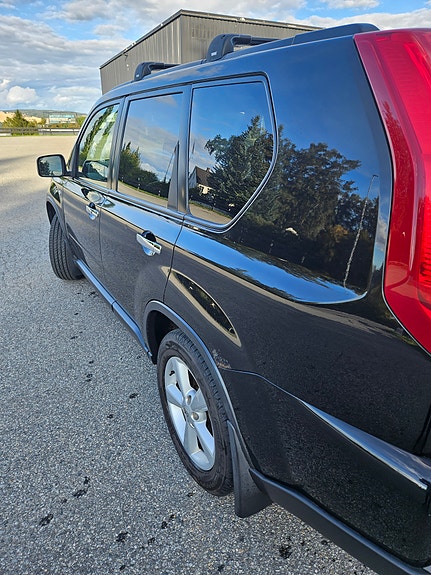 Nissan X-Trail 7 of 17