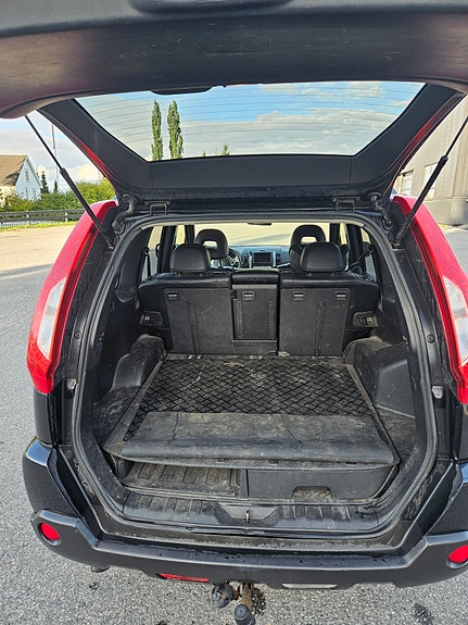 Nissan X-Trail 16 of 17