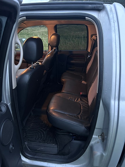 Dodge RAM 17 of 23